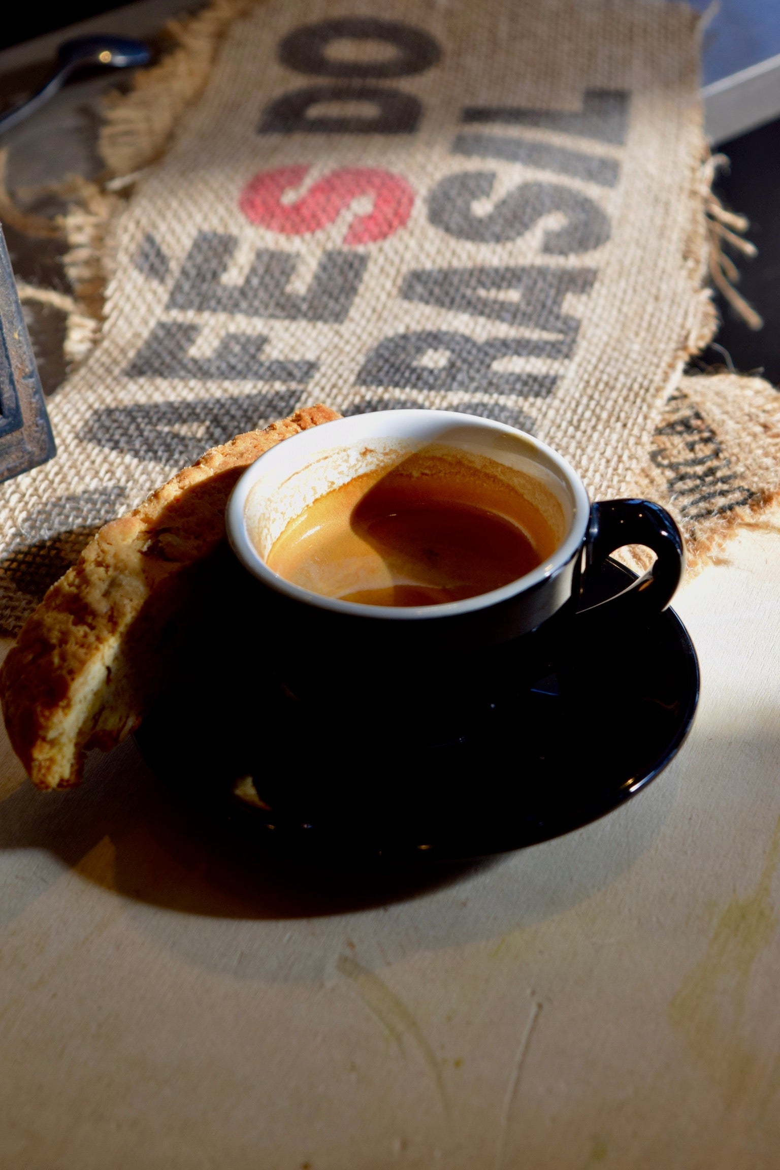 Espresso and biscotti 